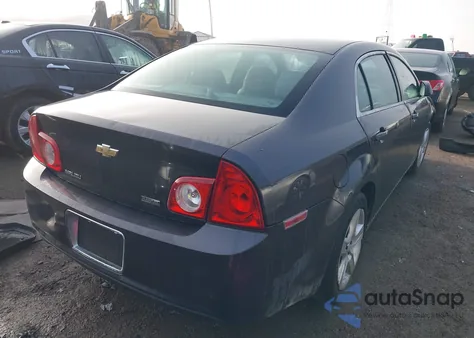 2010 Chevrolet Malibu Ls z USA, uszkodzony, nr VIN 1G1ZA5E06AF239490